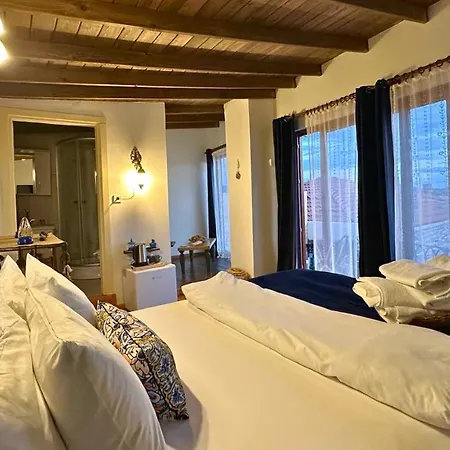 Cunda Nazimaki Hotel Ayvalı