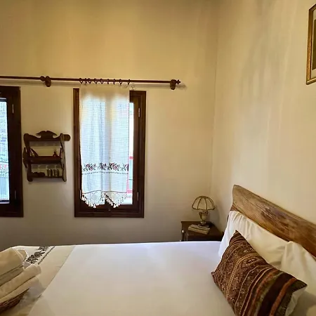 Cunda Nazimaki Hotel