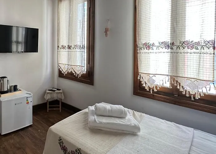 Cunda Nazimaki * Ayvalı