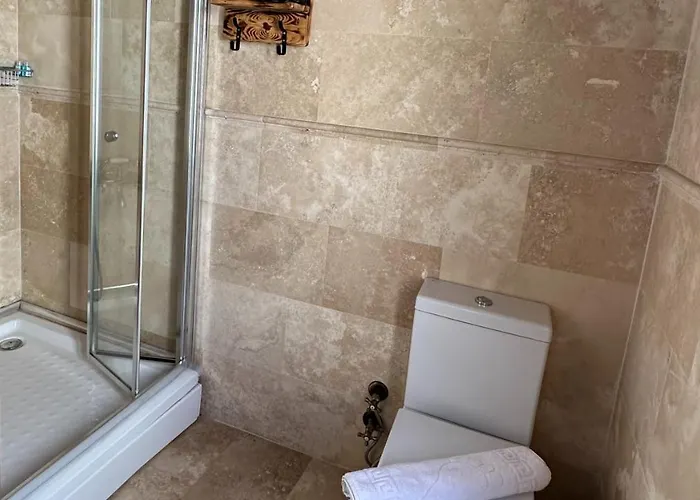 Hotel Cunda Nazimaki *