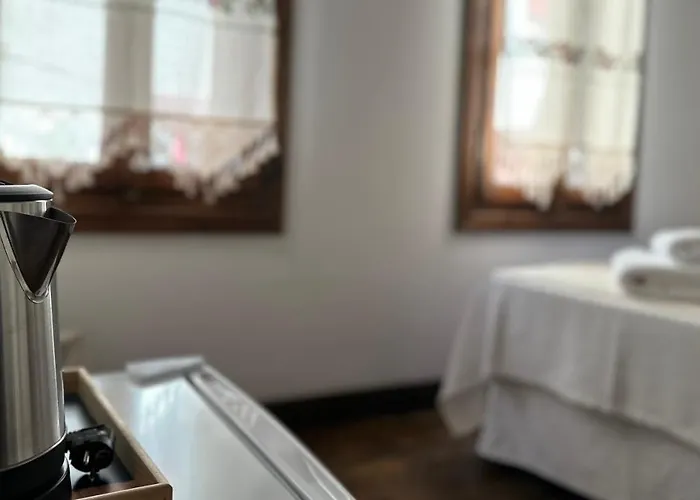 Cunda Nazimaki Hotel *