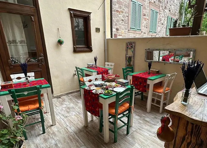 Hotel Cunda Nazimaki Ayvalı