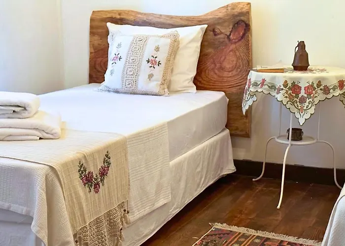 Cunda Nazimaki Ayvalı